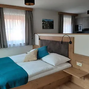 By Ballwein Appartement Salzburg