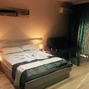 Apartmanhotel Bahami Napospart